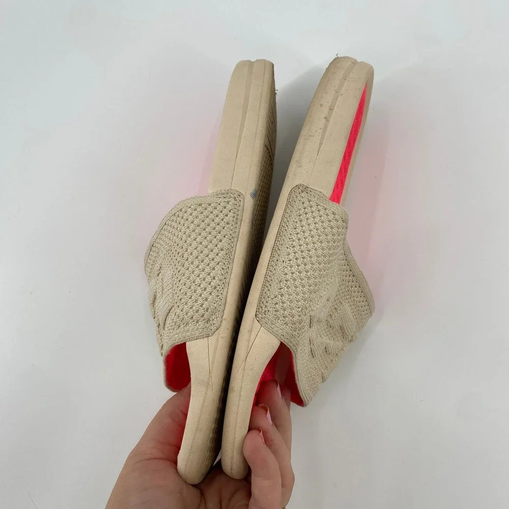 APL TechLoom Slide Womens 7 Beige Neon Pink Athletic Knit Sandals